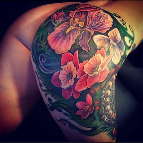 floral butt tattoo|160 melhor ideia de Tatto floral